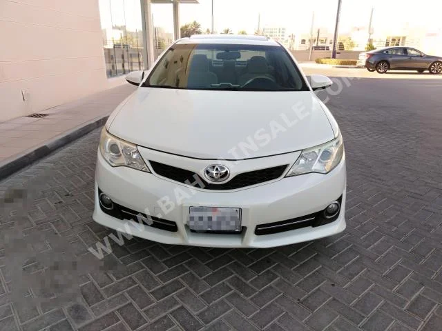 Toyota  Camry  GLX  2013  Sedan  Automatic  4  159,000  RWD  White  Gasoline
