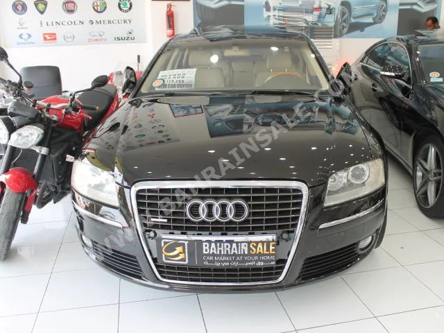 Audi  A8  2005  Sedan  Automatic  8  128,000  RWD  Black  Gasoline