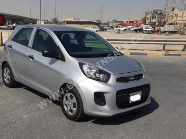 كيا  بكانتو  2017  هاتشباك  اتوماتك  4  66,000  دفع أمامي  فضي  بنزين