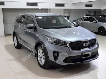 Kia  Sorento  2020  SUV  Automatic  4  10,000  RWD  Gray  Gasoline