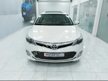 تويوتا  أفالون  لمتيد  2013  سيدان  اتوماتك  6  89,000  دفع خلفي  أبيض لؤلؤي  بنزين
