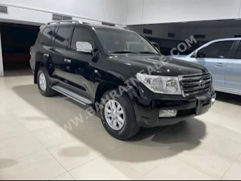 Toyota  Land Cruiser  GXR  2011  SUV  Automatic  8  340,000  4WD  Black  Gasoline