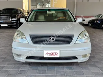Lexus  LS  430  2002  Sedan  Automatic  8  150,000  RWD  White  Gasoline