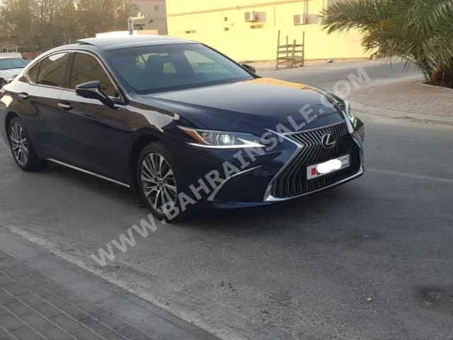 لكزس  اي اس  350  2021  سيدان  اتوماتك  6  6,600  دفع خلفي  ازرق  بنزين