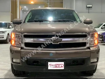 Chevrolet  Silverado  2008  Pick Up  Automatic  8  136,000  4WD  Brown  Gasoline