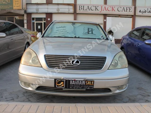 Lexus  LS  430  2002  Sedan  Automatic  8  11,500  RWD  Silver  Gasoline