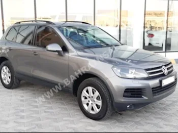 فوكس واغن  طوارق  2014  اس يو في  اتوماتك  6  98,500  دفع خلفي  رمادي  بنزين