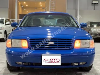 Ford  Crown Victoria  2007  Sedan  Automatic  4  152,000  FWD  Blue  Gasoline
