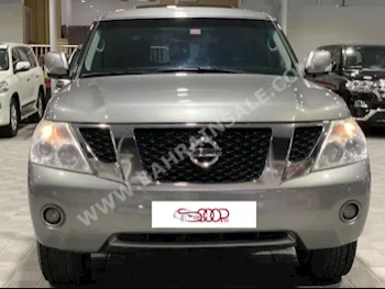 نيسان باترول اس اي 2012 اس يو في اتوماتك 8 220,000 دفع رباعي رمادي بنزين