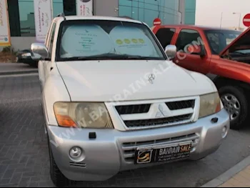Mitsubishi  Pajero  GLS  2005  SUV  Automatic  6  160,000  4WD  White  Gasoline