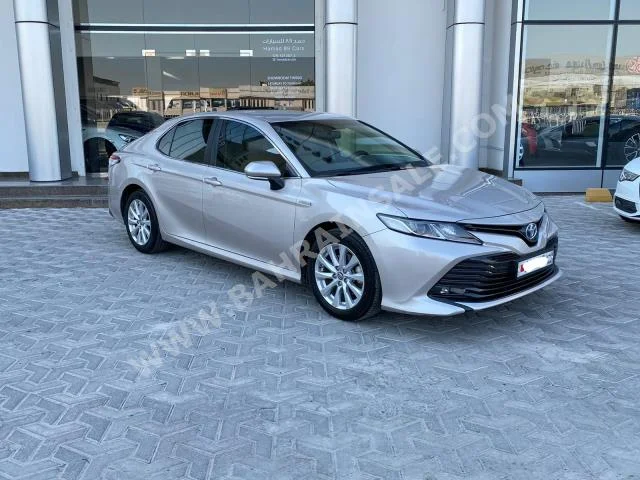 Toyota  Camry  GLE  2019  Sedan  Automatic  4  42,500  FWD  Silver  Gasoline
