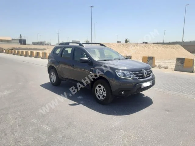Renault  Duster  2020  SUV  Automatic  4  15,900  FWD  Gray  Gasoline