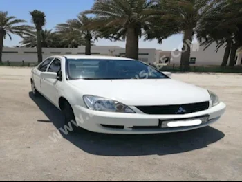 متسوبيشي  لانسر  2011  سيدان  اتوماتك  4  140,000  دفع أمامي  أبيض  بنزين
