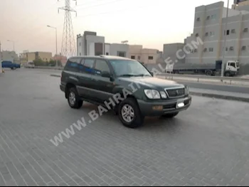 لكزس  ال اكس  470  1999  اس يو في  اتوماتك  8  323,500  دفع رباعي  أخضر  بنزين