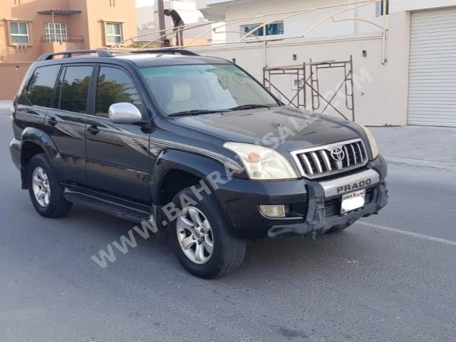 تويوتا  برادو  في اكس  2009  اس يو في  اتوماتك  6  114,700  دفع رباعي  أسود  بنزين