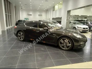 بورش  بانميرا  4S  2010  كوبيه \ سبورت  اتوماتك  8  131,900  دفع خلفي  رمادي  بنزين