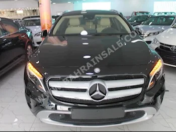 Mercedes-Benz  GLA-Class  250  2017  SUV  Automatic  4  10,000  FWD  Black  Gasoline