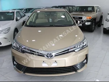 Toyota  Corolla  GLI  2018  Sedan  Automatic  4  0  FWD  Gold  Gasoline