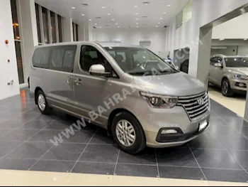 Hyundai  H1  2020  Van / Bus  Automatic  4  7,200  FWD  Gray  Gasoline