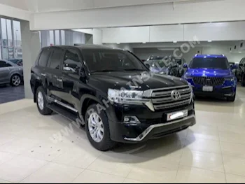 Toyota  Land Cruiser  GXR  2018  SUV  Automatic  8  96,100  4WD  Black  Gasoline