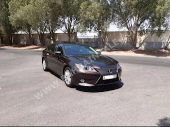 Lexus  ES  350  2014  Sedan  Automatic  6  135,800  RWD  Brown  Gasoline