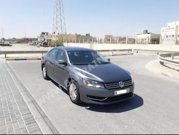 Volkswagen  Passat  2014  Sedan  Automatic  5  153,800  FWD  Gray  Gasoline