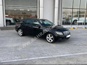 Mercedes-Benz  C-Class  200  2009  Sedan  Automatic  4  139,300  FWD  Black  Gasoline
