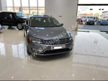 Volkswagen  Passat  2015  Sedan  Automatic  5  121,000  FWD  Gray  Gasoline