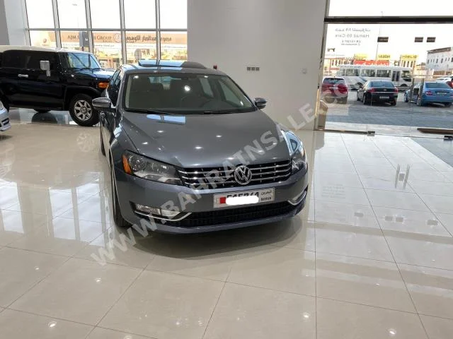 Volkswagen  Passat  2015  Sedan  Automatic  5  121,000  FWD  Gray  Gasoline