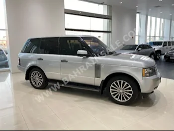 Land Rover  Range Rover  HSE  2011  SUV  Automatic  8  165,200  4WD  Silver  Gasoline