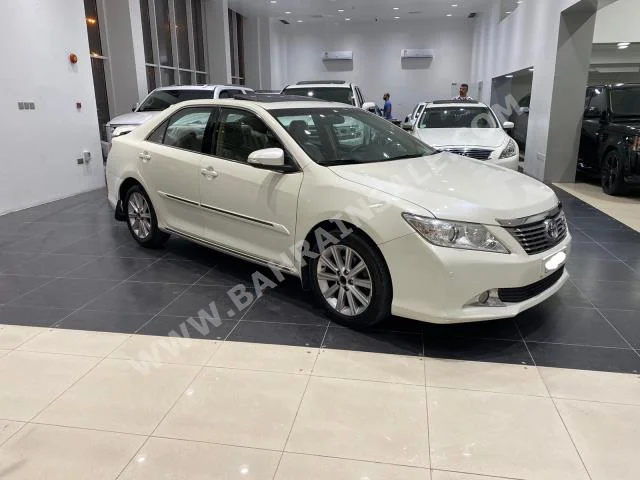 Toyota  Aurion  2013  Sedan  Automatic  6  191,300  RWD  White  Gasoline