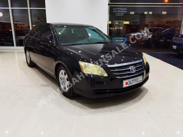 تويوتا  أفالون  2006  سيدان  اتوماتك  6  158,200  دفع خلفي  أسود  بنزين
