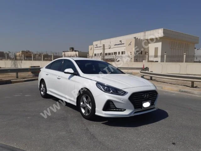 هيونداي  سوناتا  2018  سيدان  اتوماتك  4  52,800  دفع أمامي  أبيض  بنزين