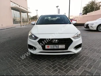 هيونداي  اكسنت  2019  سيدان  اتوماتك  4  42,000  دفع أمامي  أبيض لؤلؤي  بنزين