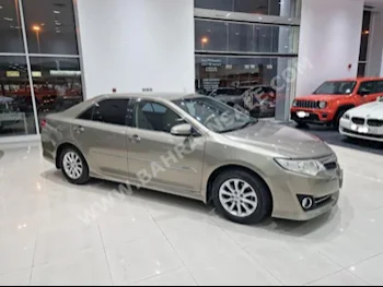 Toyota  Camry  GLX  2012  Sedan  Automatic  4  240,800  FWD  Bronze  Gasoline