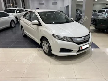 Honda  City  2017  Sedan  Automatic  4  97,800  FWD  White  Gasoline