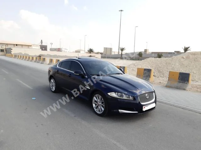 جاكوار  اكس اف  2015  سيدان  اتوماتك  4  78,300  دفع خلفي  ازرق  بنزين