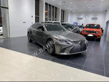 لكزس  ال اس  400  2018  سيدان  اتوماتك  6  25,600  دفع خلفي  فضي  بنزين