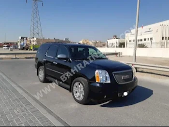 جي ام سي  يوكون  2013  اس يو في  اتوماتك  8  150,800  دفع رباعي  أسود  بنزين
