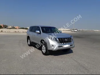 تويوتا  برادو  تي اكس ال  2014  اس يو في  اتوماتك  4  26,000  دفع رباعي  فضي  بنزين