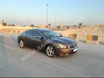 نيسان  ماكسيما  2013  سيدان  اتوماتك  6  151,800  دفع خلفي  بني  بنزين