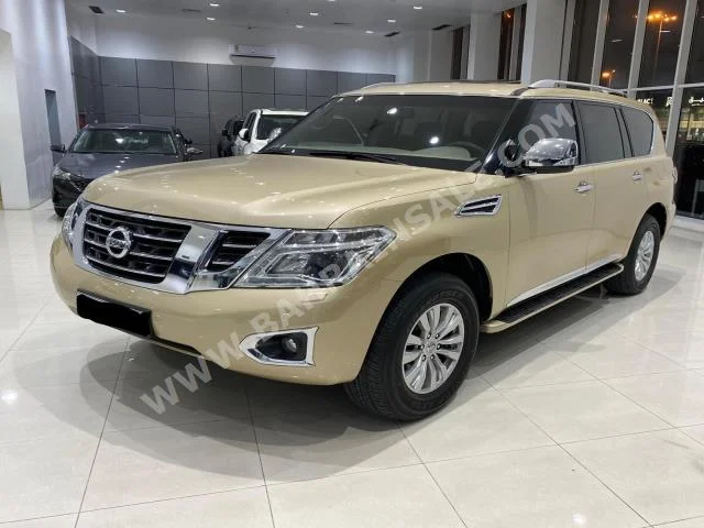 نيسان  باترول  اس اي  2017  اس يو في  اتوماتك  6  28,300  دفع رباعي  ذهبي  بنزين