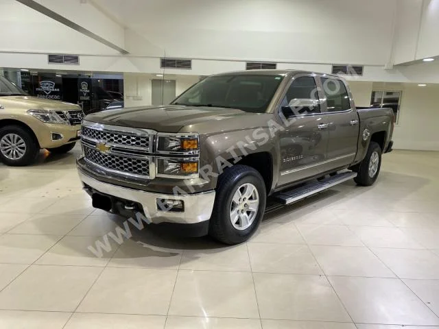 Chevrolet  Silverado  2015  Pick Up  Automatic  8  140,500  4WD  Brown  Gasoline