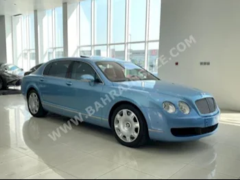 بنتلي  كونتيننتل  2006  سيدان  اتوماتك  12  71,400  دفع كلي مستمر  ازرق  بنزين