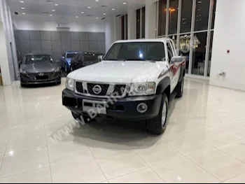 نيسان  باترول  بيك اب  2013  بيكب  اتوماتك  8  226,800  دفع رباعي  أبيض  بنزين