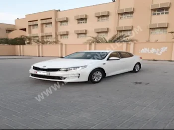 Kia  Optima  2.4  2018  Sedan  Automatic  4  72,500  FWD  White  Gasoline