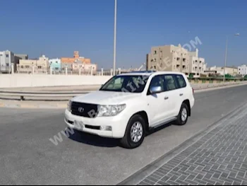 تويوتا  لاند كروزر  جي اكس ار  2009  اس يو في  اتوماتك  6  127,900  دفع رباعي  أبيض  بنزين