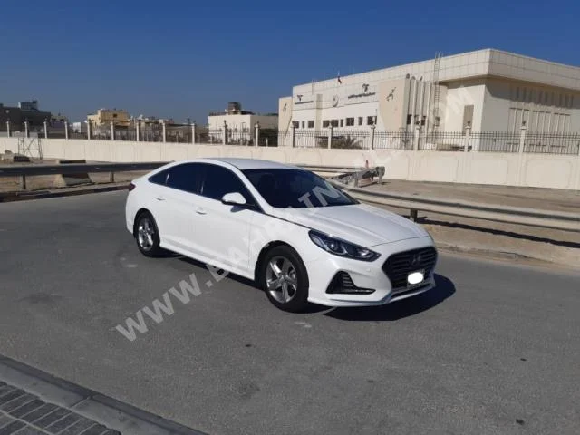 هيونداي  سوناتا  2018  سيدان  اتوماتك  4  54,800  دفع أمامي  أبيض  بنزين