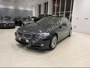 بي ام دبليو  الفئة - الخامسة  520i  2013  سيدان  اتوماتك  4  55,000  دفع خلفي  رمادي  بنزين