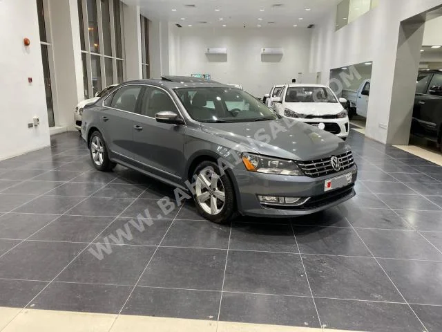 Volkswagen Passat 2015 Sedan Automatic 5 125,950 AWD Gray Gasoline